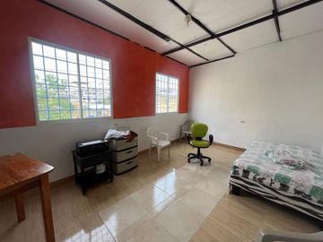 casa rentera de venta en manta zona sur