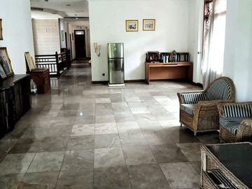 RUMAH di Jl LAPANGAN HIJAU, PONDOK INDAH, JAKSEL