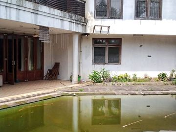 RUMAH di Jl LAPANGAN HIJAU, PONDOK INDAH, JAKSEL