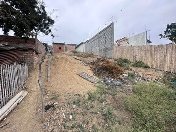 terreno de venta en Manta vía playa liguiqui