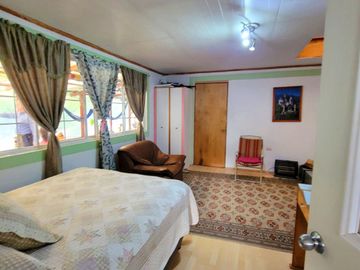 SE VENDE CASA EN MINERAL DEL CHICO, MUY CERCA DEL CENTRO COLINDA CON EL ARROYO
