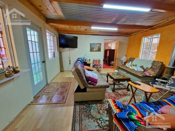 SE VENDE CASA EN MINERAL DEL CHICO, MUY CERCA DEL CENTRO COLINDA CON EL ARROYO