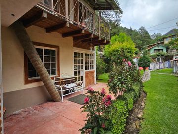 SE VENDE CASA EN MINERAL DEL CHICO, MUY CERCA DEL CENTRO COLINDA CON EL ARROYO