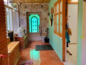 SE VENDE CASA EN MINERAL DEL CHICO, MUY CERCA DEL CENTRO COLINDA CON EL ARROYO