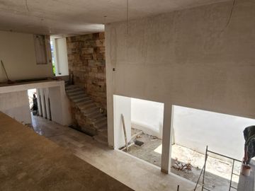 VENDO HERMOSA CASA FRACC. JARDINES DEL CAMPESTRE ENTREGA EN MARZO 2024 LLAMA !!!