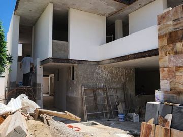 VENDO HERMOSA CASA FRACC. JARDINES DEL CAMPESTRE ENTREGA EN MARZO 2024 LLAMA !!!