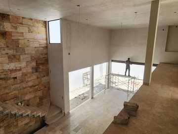 VENDO HERMOSA CASA FRACC. JARDINES DEL CAMPESTRE ENTREGA EN MARZO 2024 LLAMA !!!