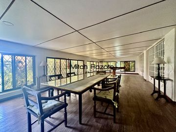 6-Bedroom Charming Vacation Home For Sale in Tali Beach, Nasugbu Batangas