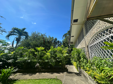 6-Bedroom Charming Vacation Home For Sale in Tali Beach, Nasugbu Batangas