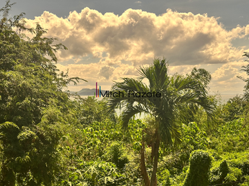 6-Bedroom Charming Vacation Home For Sale in Tali Beach, Nasugbu Batangas