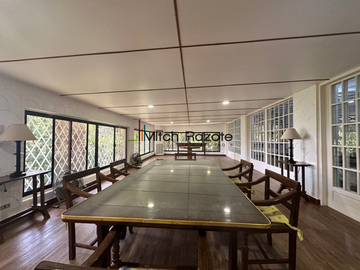 6-Bedroom Charming Vacation Home For Sale in Tali Beach, Nasugbu Batangas