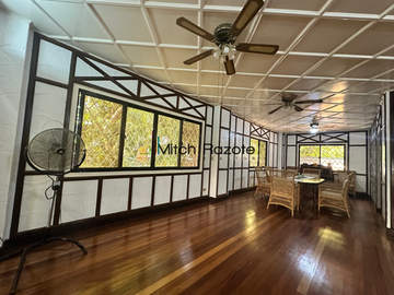 6-Bedroom Charming Vacation Home For Sale in Tali Beach, Nasugbu Batangas