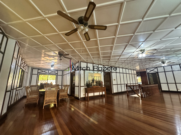 6-Bedroom Charming Vacation Home For Sale in Tali Beach, Nasugbu Batangas