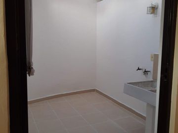 Venta de Casa en Esquina en Sendero de los Pinos – Espaciosa y Moderna