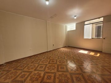VENTA DEPARTAMENTO A UN PASO AV. TÚPAC AMARU COMAS
