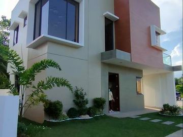 4Bedroom Single Detached Semi Finished Unit in Liloan Cebu