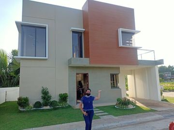 4Bedroom Single Detached Semi Finished Unit in Liloan Cebu