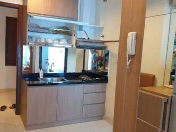 Dijual Apartemen Capitol Salemba Jakarta 2BR Furnished Lantai Tinggi