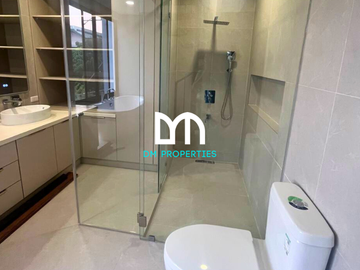 For Sale: Townhouse at Teacher's Village, Quezon City