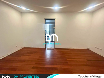 For Sale: Townhouse at Teacher's Village, Quezon City