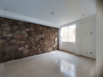 CASA DE 3 DUPLEX EN VENTA 623 M2 URB. VILLA TOLEDO - CIENEGUILLA