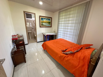 Casa quinta en la vereda la llanerita