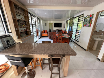 Casa quinta en la vereda la llanerita