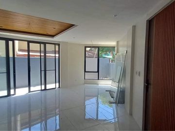 Filinvest East Homes 3-Storey 4 Bedroom Single Detached Residential For Sale