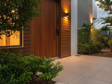 Filinvest East Homes 3-Storey 4 Bedroom Single Detached Residential For Sale