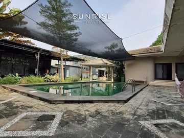 Rumah Hitung Tanah di Jl Pejaten Barat - Kemang Timur, Jaksel