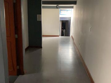 VENTA  DE LOCAL DE 4 PISOS A PRECIO DE TERRENO EN BARRANCO