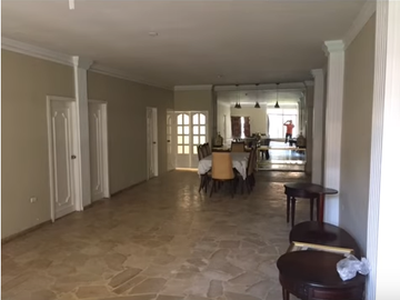 Norte de Guayaquil, Edificio Rentero en Venta (Excelente Inversion)