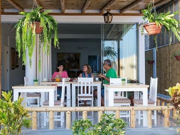 Vendo Casa/hotel Playa Punta Mero Tumbes - 1era Fila - $299,000