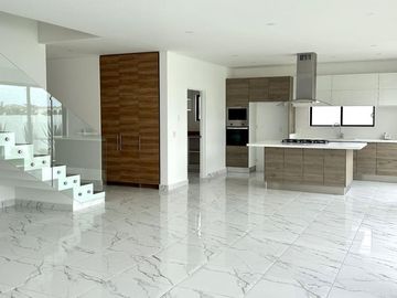 Casa en VENTA en REAL DEL MAR en Tijuana