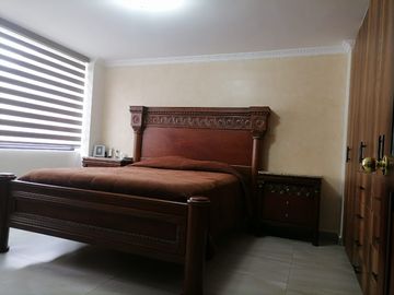 Venta de Departamento en el Batán Bajo de 230 metros, Sector Quicentro, Norte de Quito