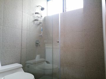 Venta de Departamento en el Batán Bajo de 230 metros, Sector Quicentro, Norte de Quito