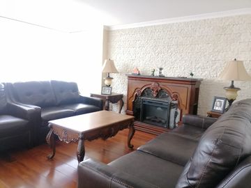 Venta de Departamento en el Batán Bajo de 230 metros, Sector Quicentro, Norte de Quito