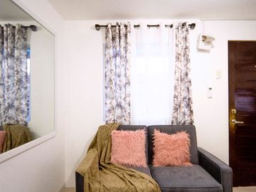 Cheerful, fully-furnished 1-Bedroom townhouse for rent or assume deca homes gensan