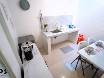 Cheerful, fully-furnished 1-Bedroom townhouse for rent or assume deca homes gensan