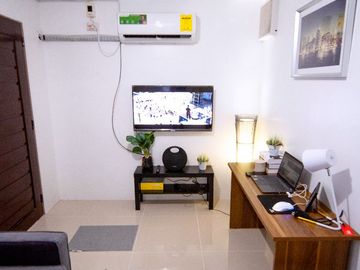 Cheerful, fully-furnished 1-Bedroom townhouse for rent or assume deca homes gensan