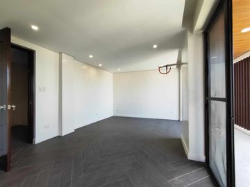 3 STOREY SINGLE DETACHED