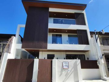 3 STOREY SINGLE DETACHED