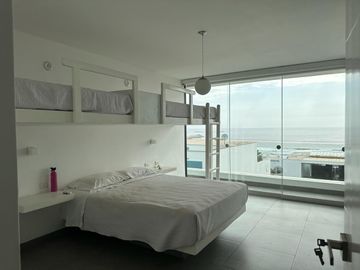 VENDO EXPECTACULAR CASA EN CONDOMINIO DE PLAYA LOMAS DEL MAR
