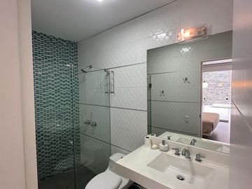 VENDO EXPECTACULAR CASA EN CONDOMINIO DE PLAYA LOMAS DEL MAR