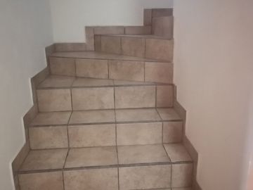 CASA EN VENTA EN JUAREZ, NL, ZONA TERRANOVA RESIDENCIAL, EXCEDENTE DE TERRENO