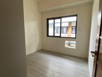 AFFORDABLE 4 BEDROOM MODERN TOWNHOUSE w/ 2 PARKING - SAN JUAN CITY, METRO MANILA