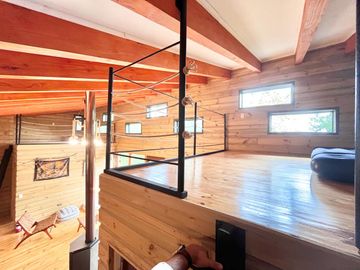 Se vende casa en precordillera, espectacular entorno natural, cuenta con agua y luz, Curicó