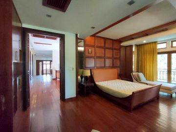 Pool villa for sale or rent, in a luxury village, Mae Hia-Hang Dong, Chiang Mai