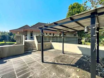 Pool villa for sale or rent, in a luxury village, Mae Hia-Hang Dong, Chiang Mai