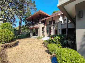 Pool villa for sale or rent, in a luxury village, Mae Hia-Hang Dong, Chiang Mai